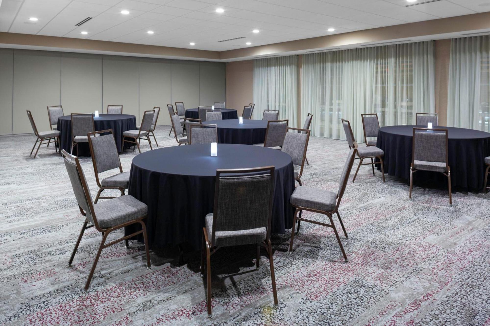Hotel Courtyard By Marriott St. Louis West County à Town and Country Extérieur photo