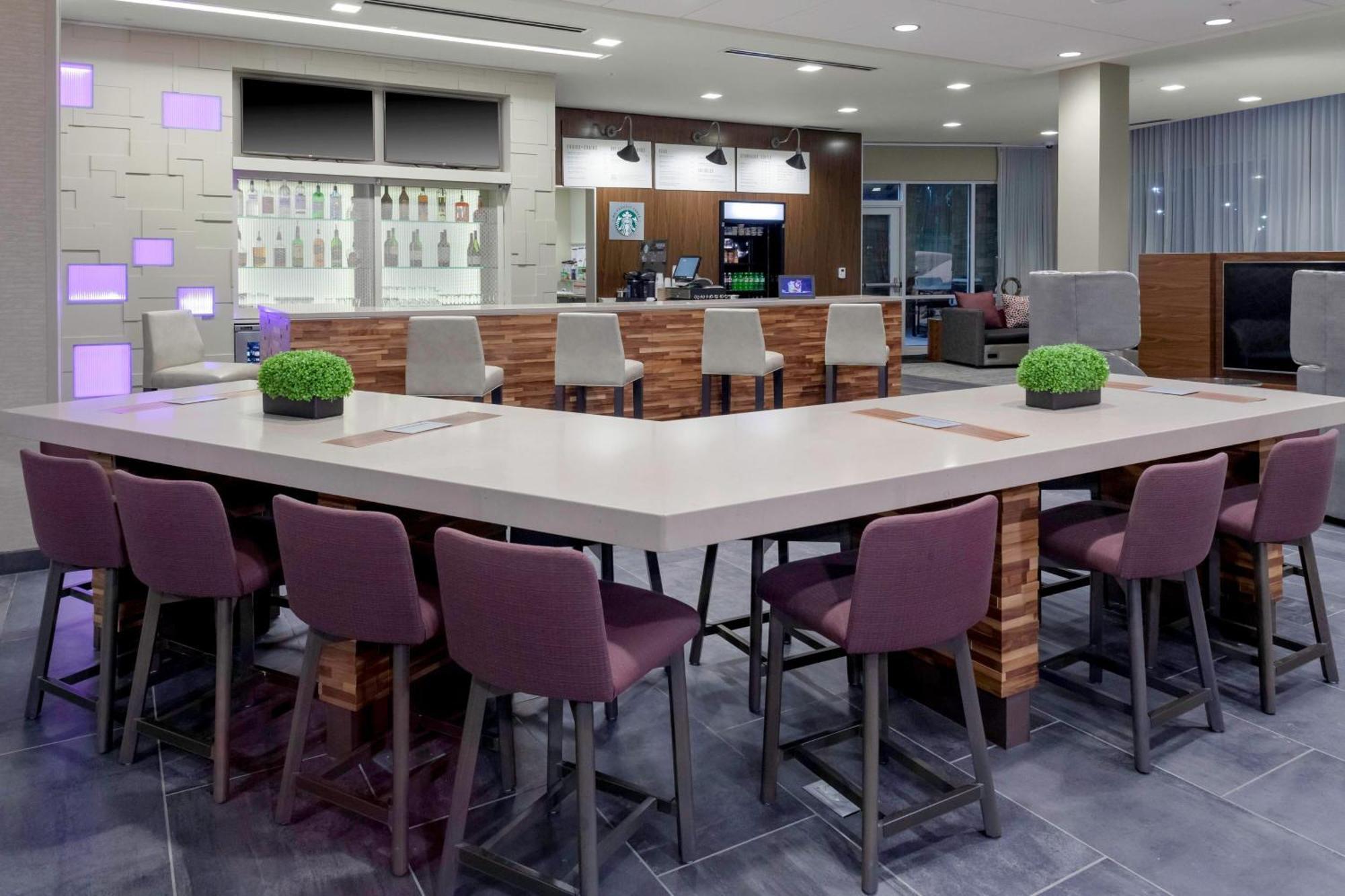 Hotel Courtyard By Marriott St. Louis West County à Town and Country Extérieur photo